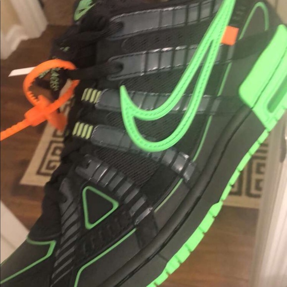 Nike Air Off-White Rubber Green Strike Dunks - Picture 4 of 5